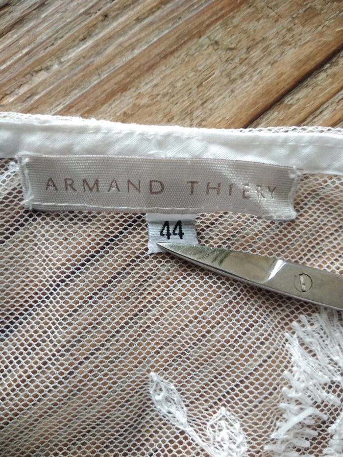 Robe blanche dentelle et broderie - photo numéro 8