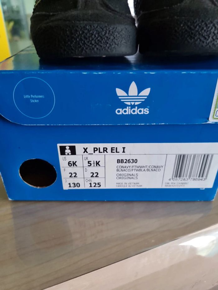 Basket adidas T22 - photo numéro 2