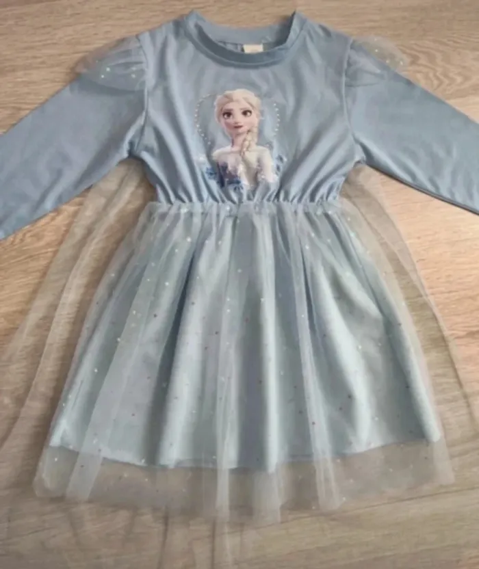 Superbe robe Elsa reine de neige 5 ans - photo numéro 3