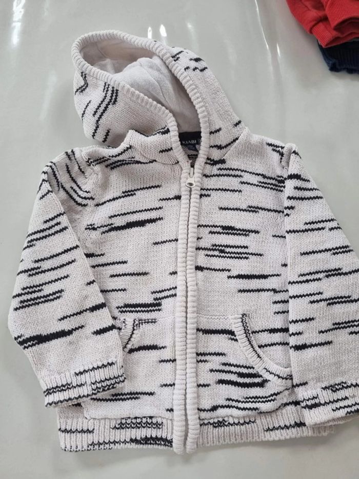 Lot gilets 24 mois - photo numéro 3