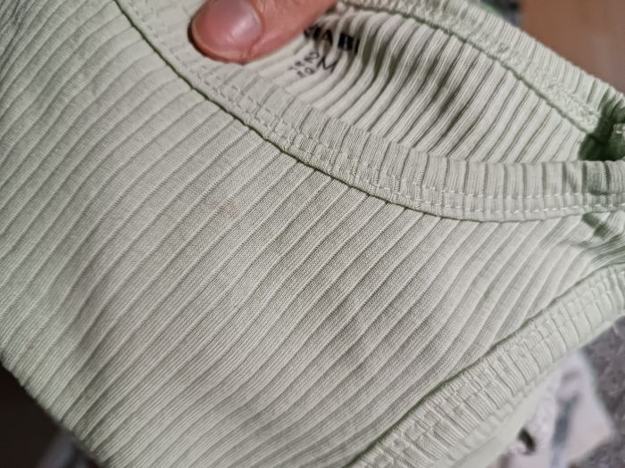 Lot bodys sans manches - photo numéro 3