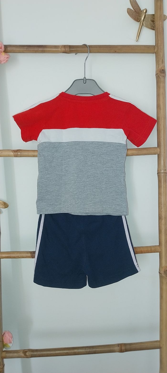 Ensemble printemps été Adidas Excellent état 6/9 mois - photo numéro 5