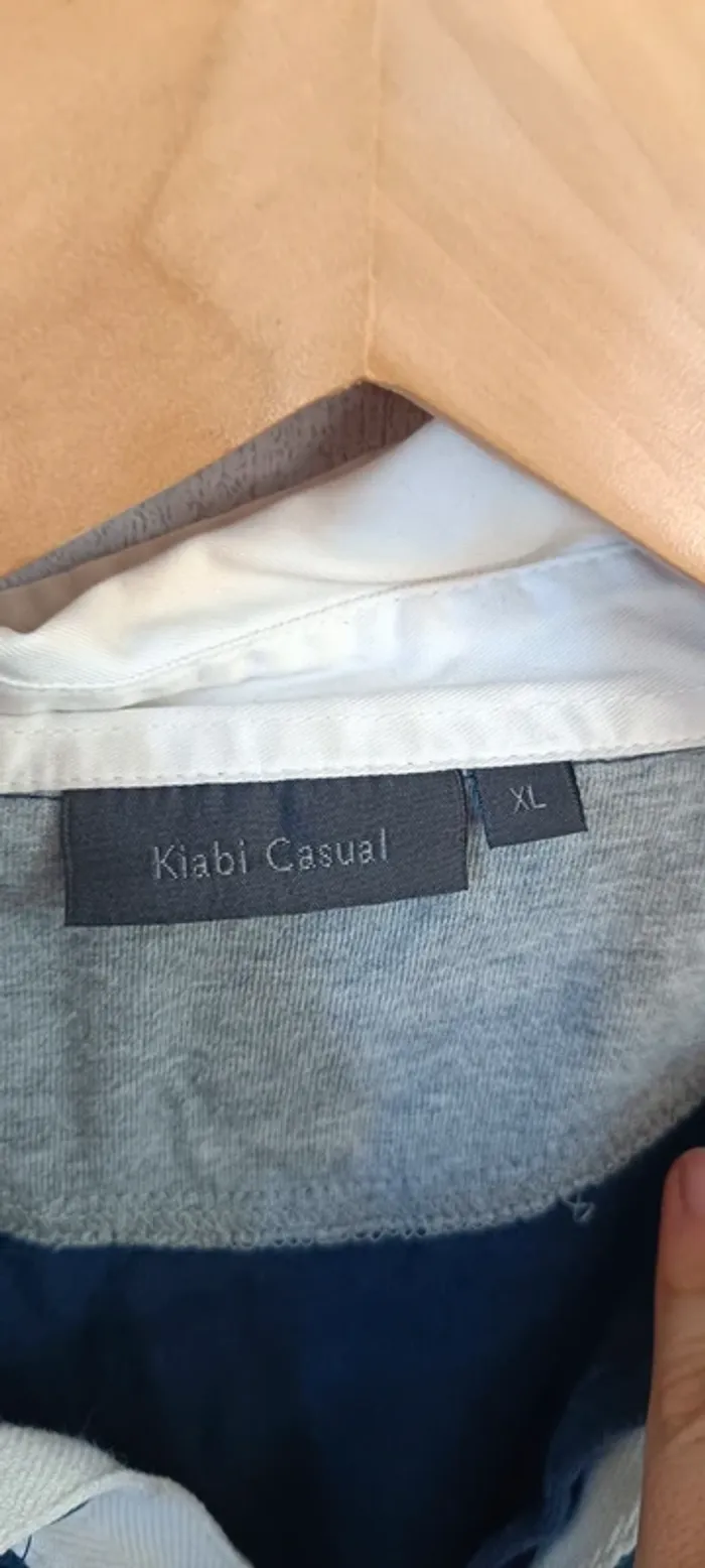 518- polo, Kiabi, taille XL - photo numéro 2