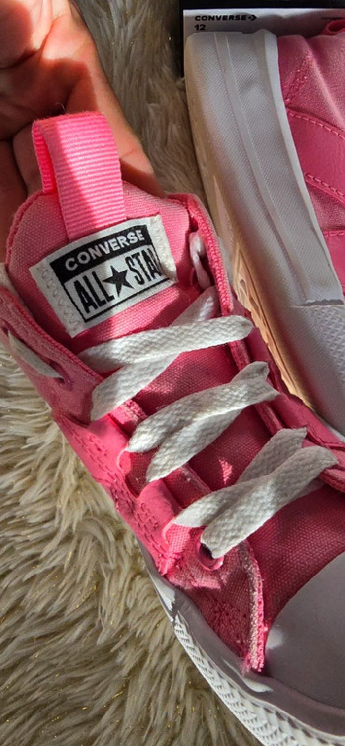Converse

chuck taylor all star ultra - photo numéro 12