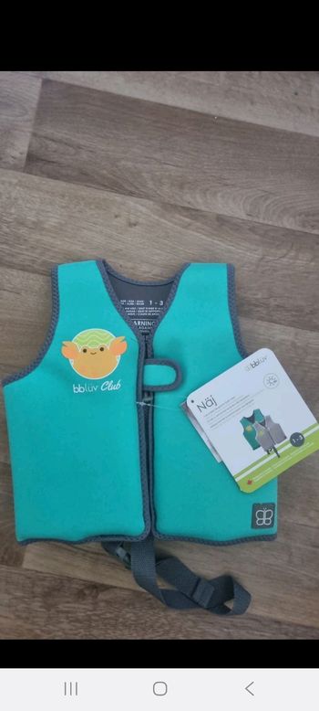 Gilet de sauvetage et natation 