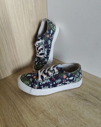 Baskets en toile