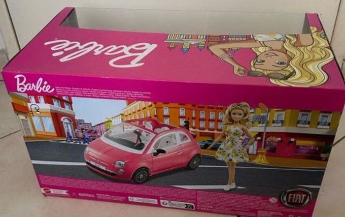 Barbie et sa Fiat 500 - photo numéro 5