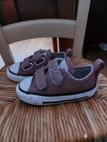 Converses rose Taille 21