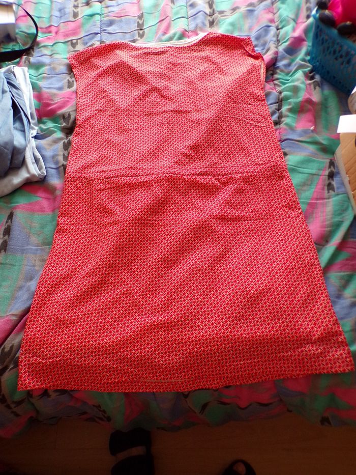 Jolie robe rouge taille L - photo numéro 5
