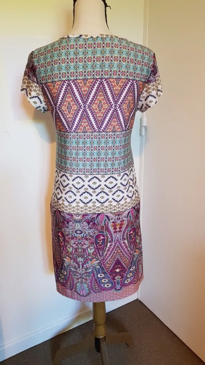 Robe d'été style ethnique - photo numéro 2