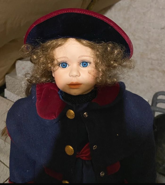 Poupée de collection Zoe de Alberon - photo numéro 2