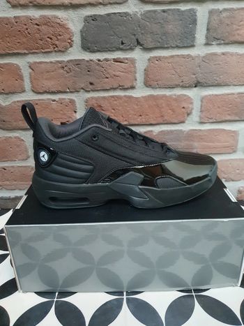 Nike Jordan Max Aura 6 "full black"/neuves/(40)