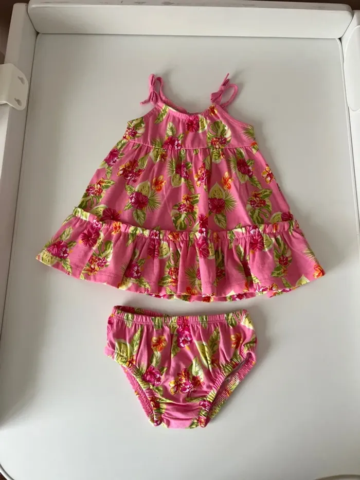 Robe avec sa culotte