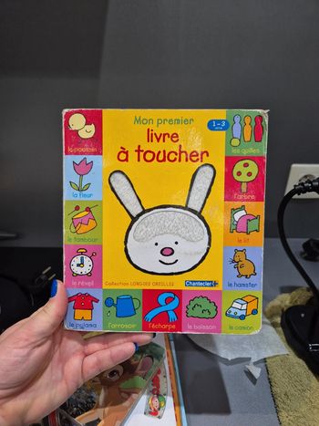 Livre a toucher