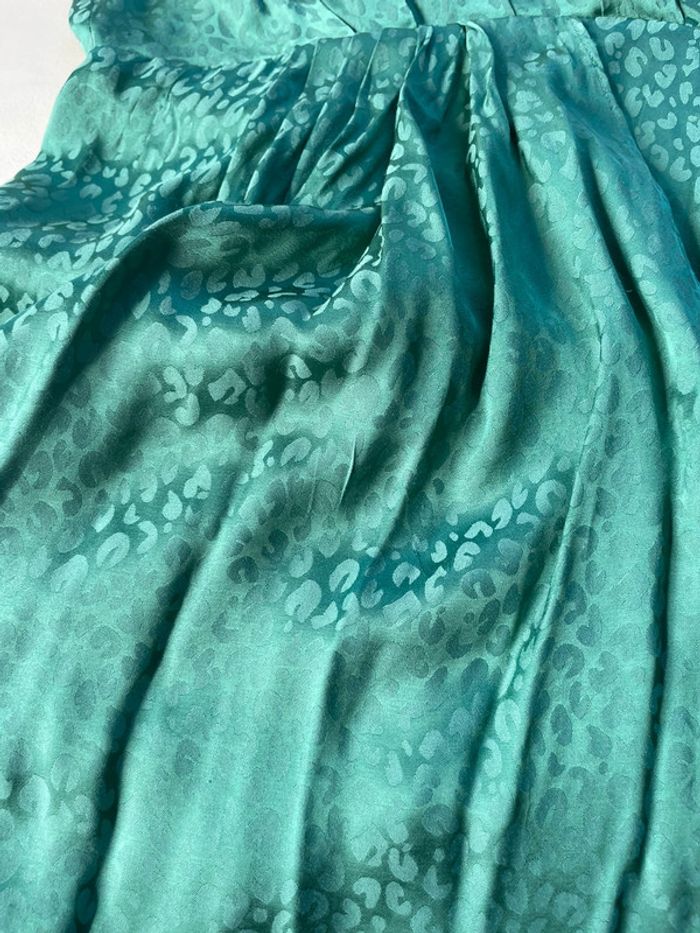 Jolie robe patineuse verte à léger motif état neuf taille 38 impec été - photo numéro 19