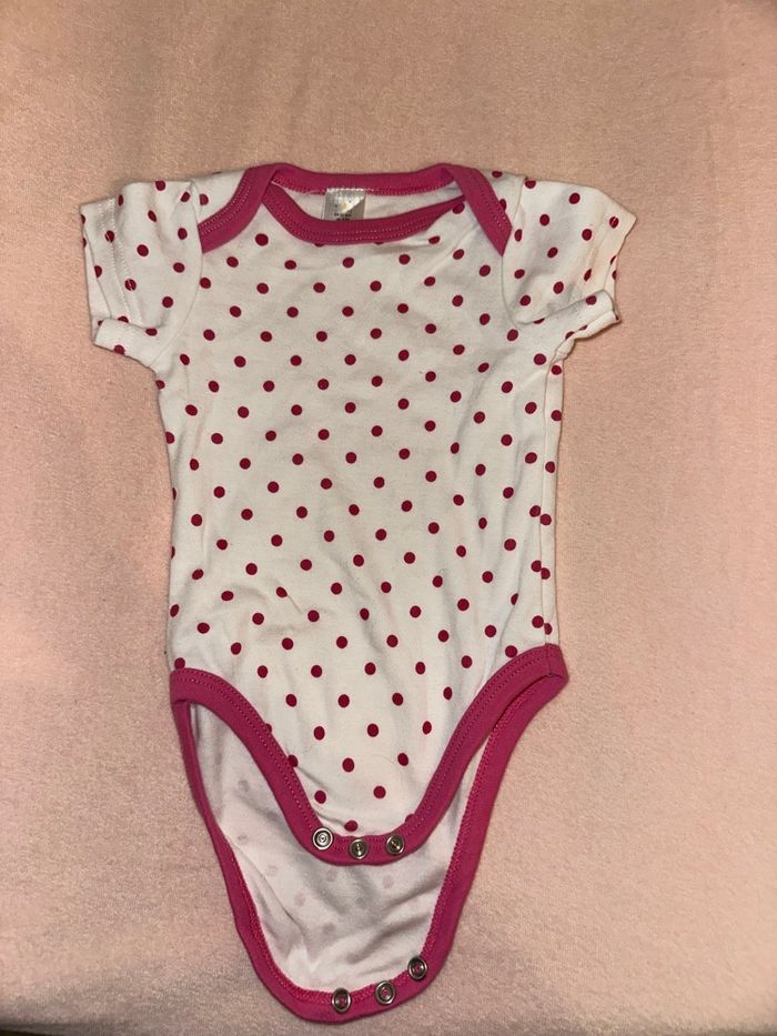 Lot vêtements bebe 1- 3 mois - photo numéro 5