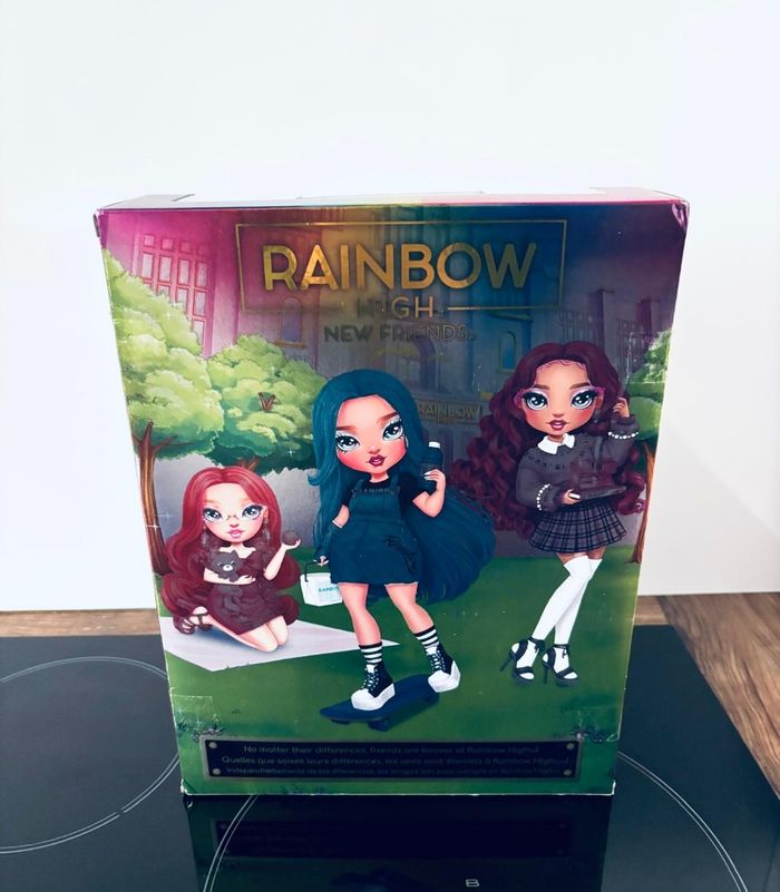Rainbow High New Friends - photo numéro 3