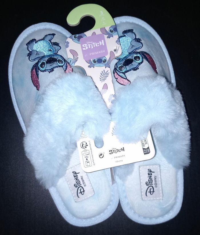 Chaussons Stitch neufs avec étiquette - photo numéro 3