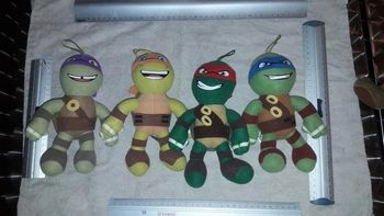 4 peluches tortue ninja lot