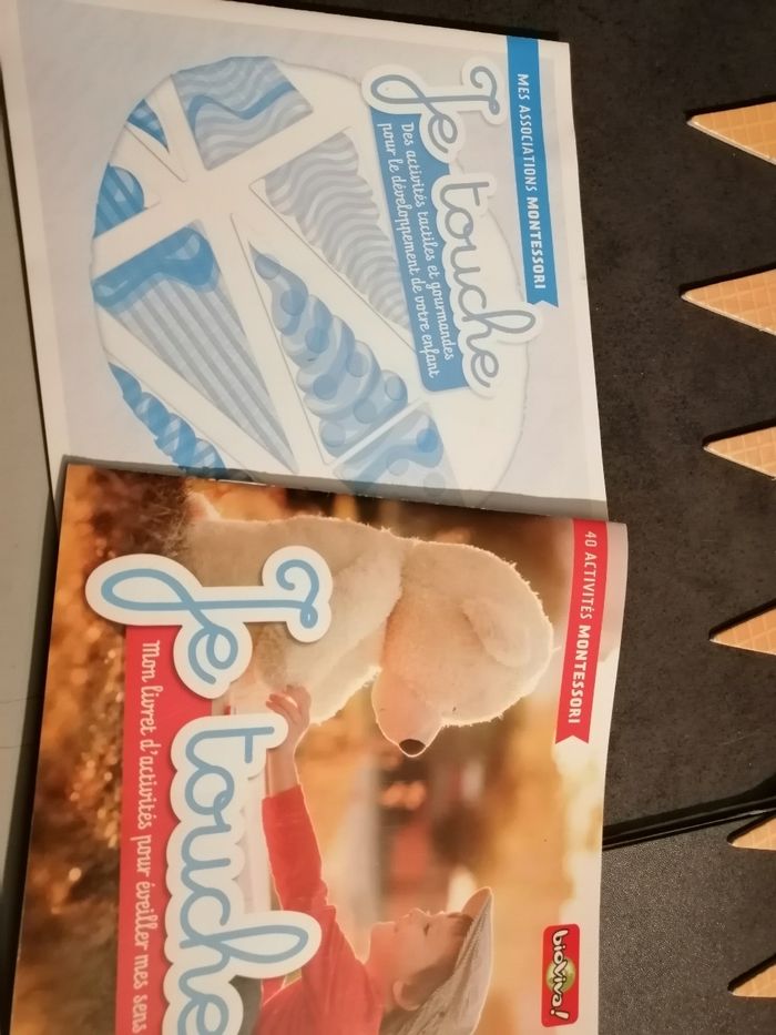 Mes associations Montessori '' 'je touche - photo numéro 5