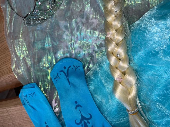 Lot ensemble Disney store 11-12 ans 11 12 robe tresse perruque gants la reine des neiges Elsa - photo numéro 9