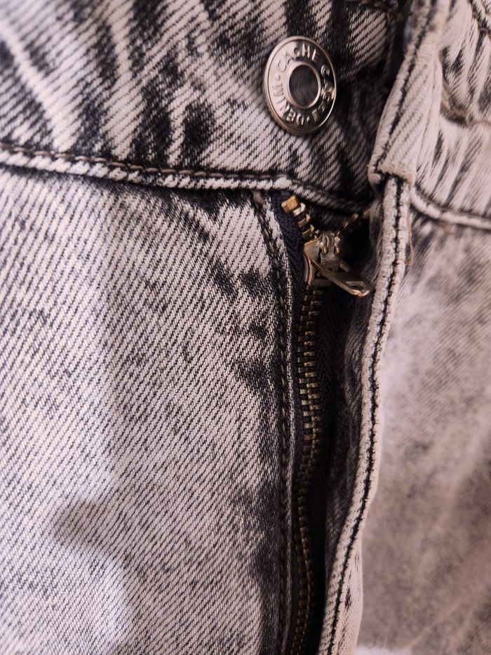 Combinaison jeans neuve - photo numéro 4