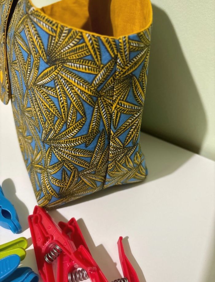 Panier à suspendre / rangement / pinces à linge / etc - photo numéro 6