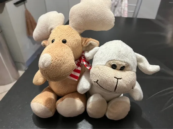 Lot de peluche Kinder
