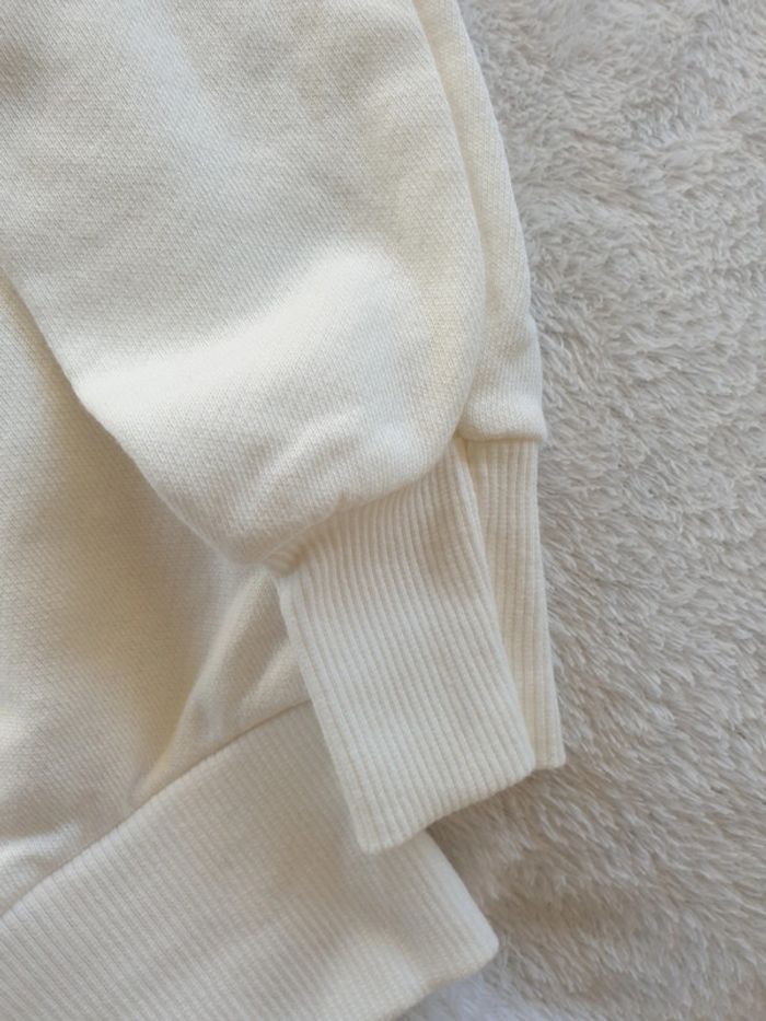 Sweat shirt neuf XS - photo numéro 2