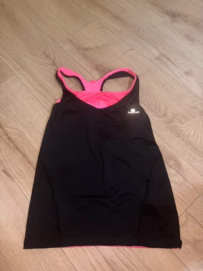 Débardeur de sport Domyos noir et rose avec brassière intégrée