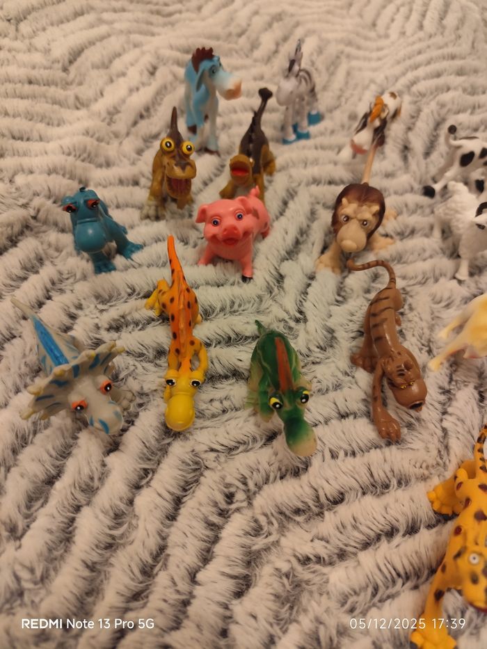 Lot d'animaux - photo numéro 7