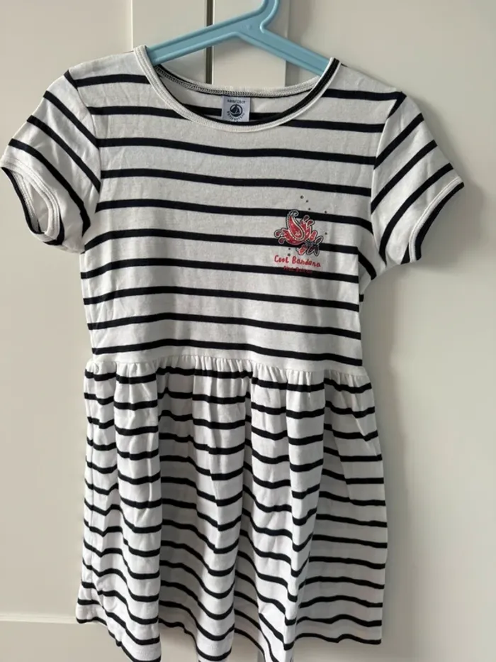 Robe manches courtes petit bateau 6 ans