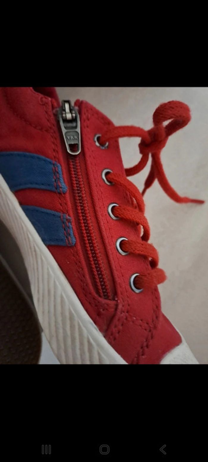 Baskets taille 30 - photo numéro 3