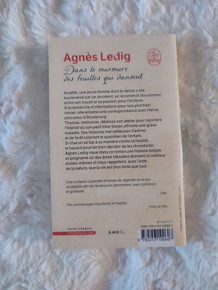 Dans le murmure des feuilles qui dansent Agnès Ledig - photo numéro 3