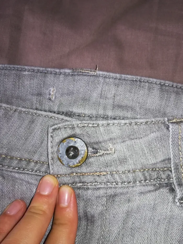 Jupe en jean grise, Promod, taille 40, très bon état - photo numéro 2