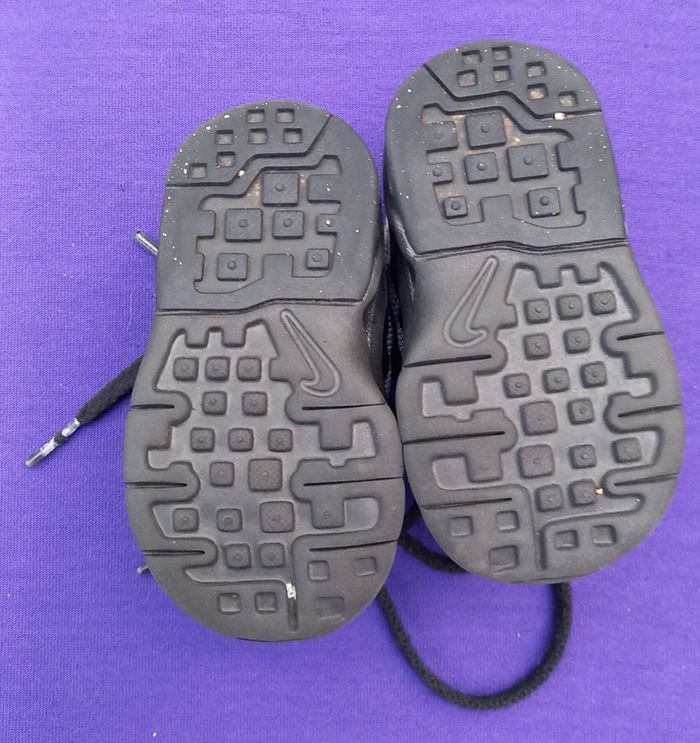 Baskets bébé Nike Air - gris noir - Pointure : 18 5 - photo numéro 6