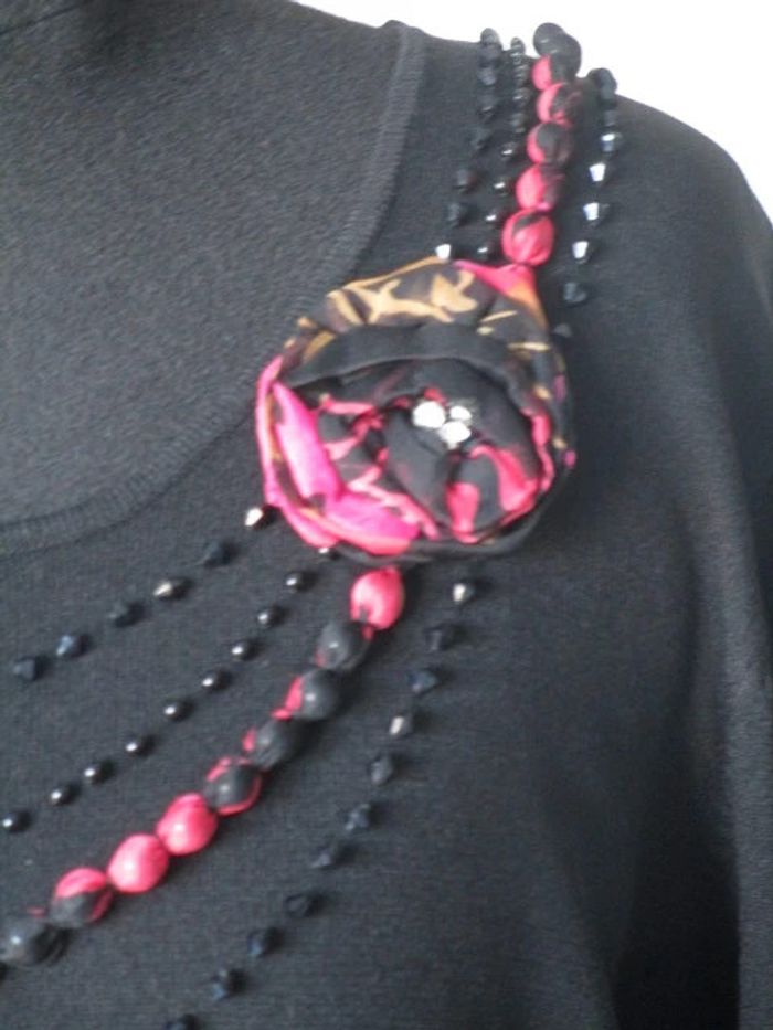 Pull noir Un Jour Ailleurs 44 TBE - photo numéro 4