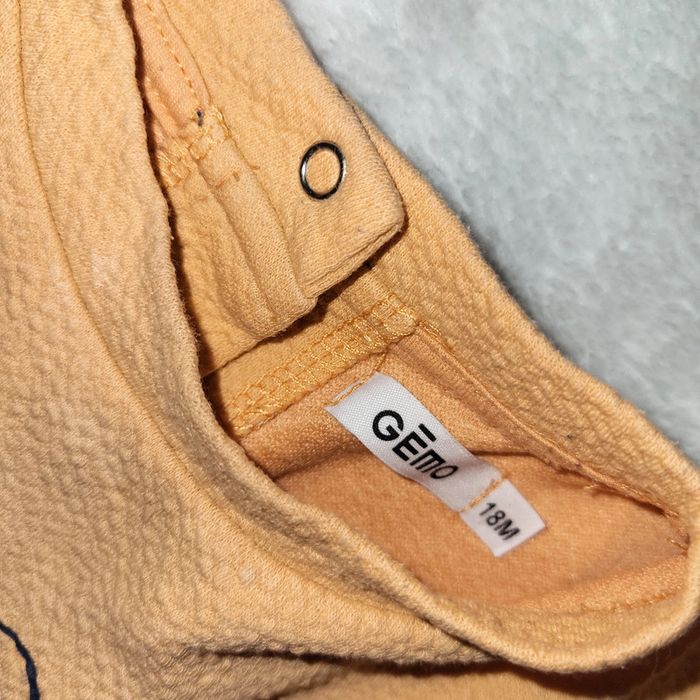 Pull orange - photo numéro 2