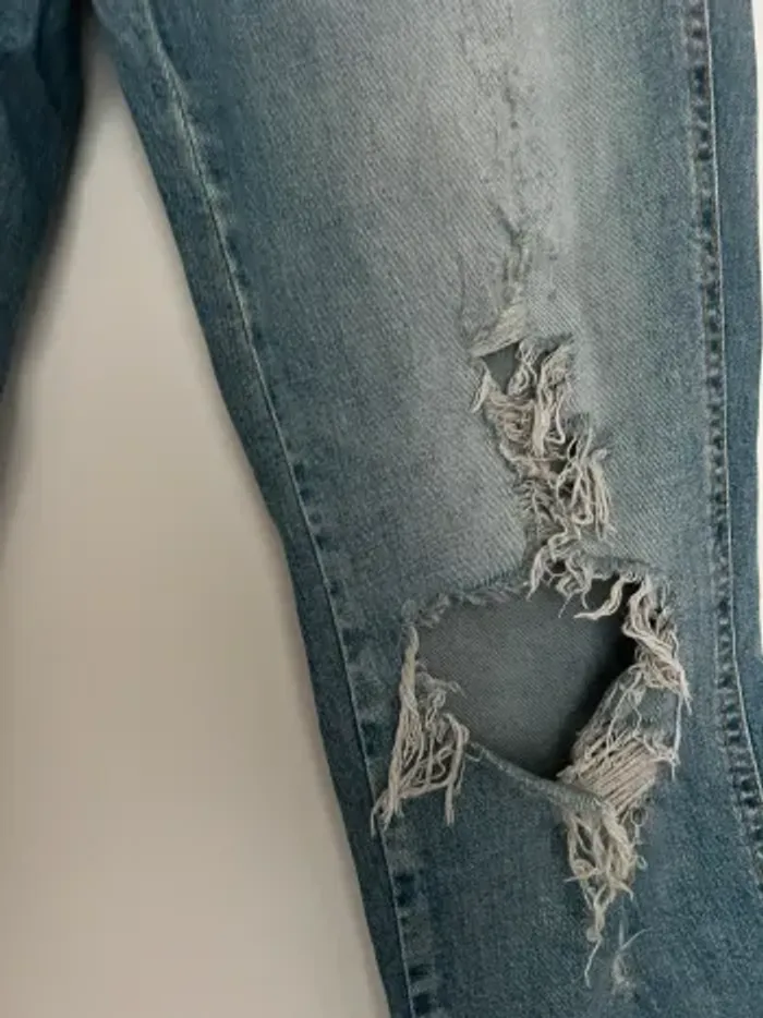 Jean destroy bleu clair H&M Divided - photo numéro 4
