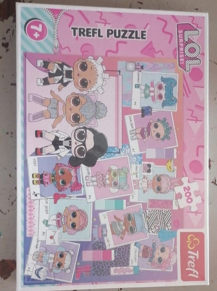 Puzzle lol surprise