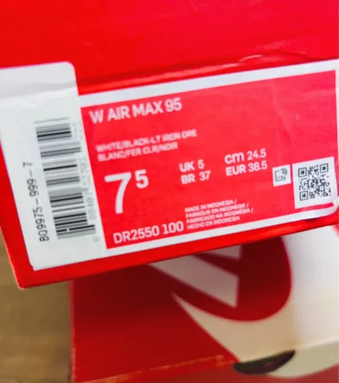 Nike Air Max 95 Patent Black And White Taille 38.5 - photo numéro 7