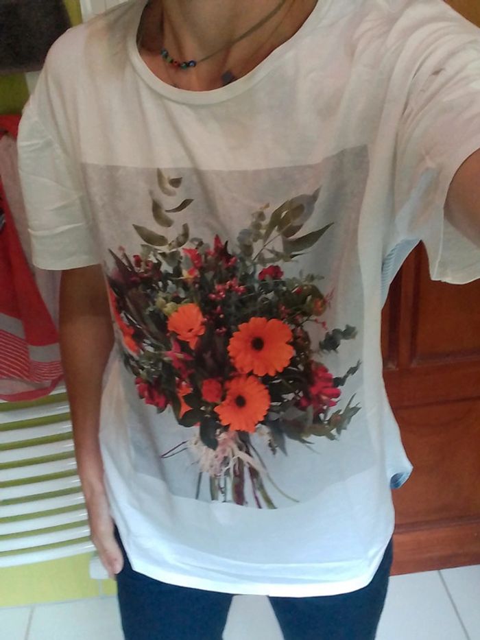 Blouse femme Motif bouquet de fleurs Stradivarius - photo numéro 3