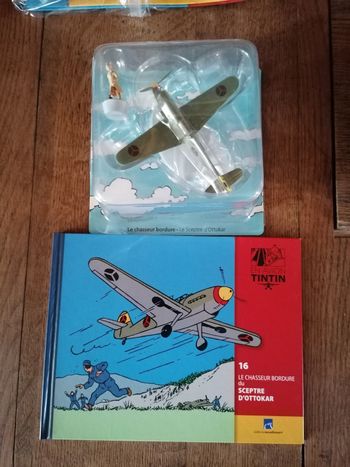 Tintin Avion n16 Le Chasseur Bordure