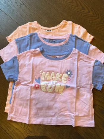 Lot de trois tee shirt fille