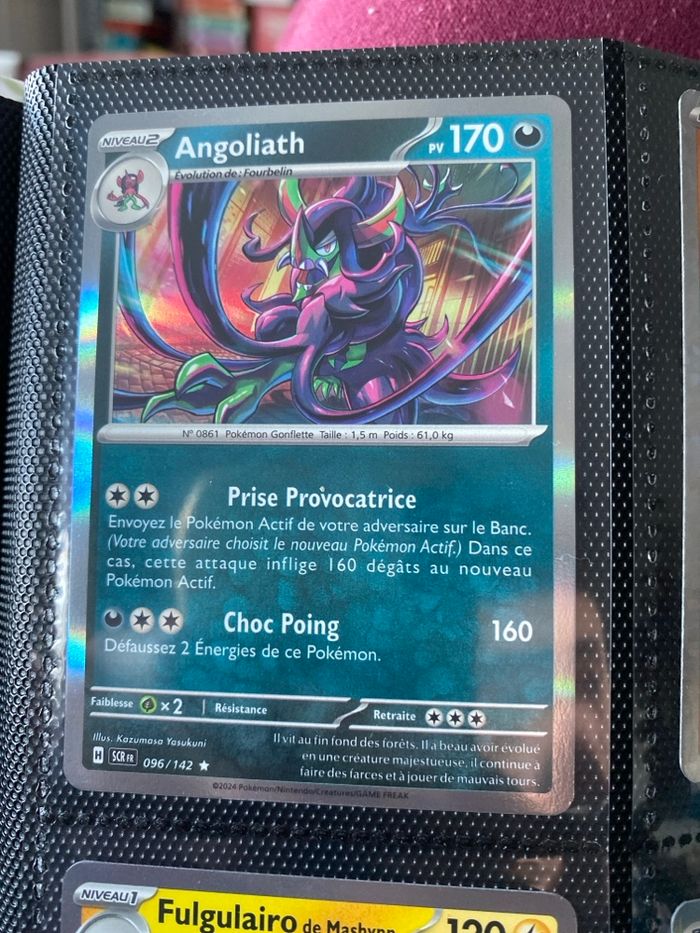 Carte Pokémon holographique neuf