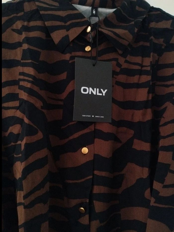 Robe chemise zébrée noir et marron neuve S Only - photo numéro 2
