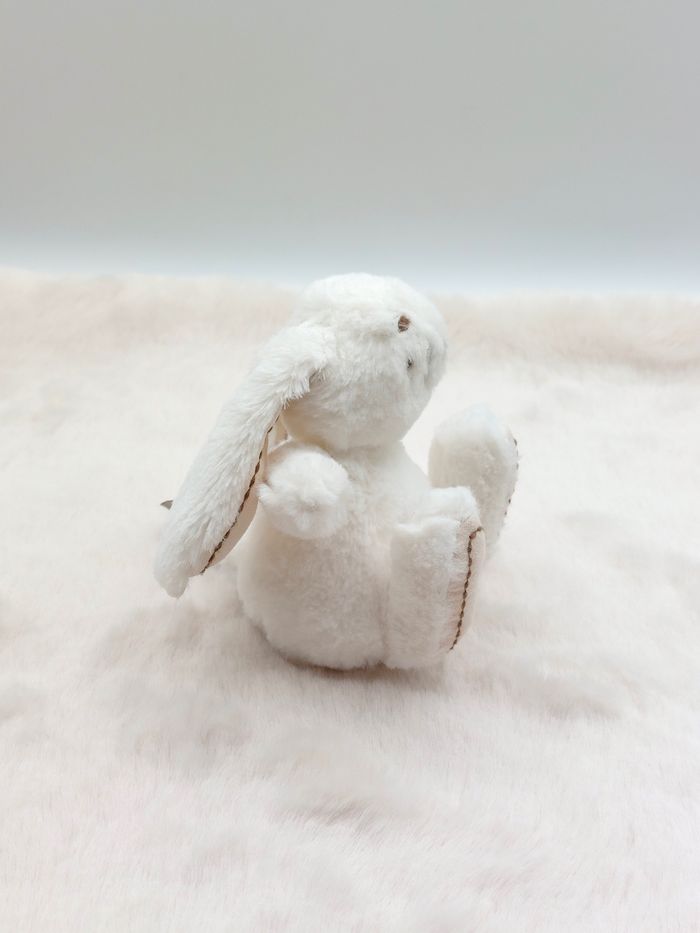 Tartine et Chocolat mini peluche doudou lapin blanc Augustin beige marron 12 cm - photo numéro 8