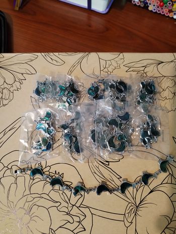 Lot de bracelets