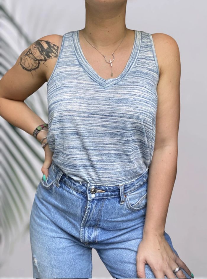 Top bleu clair Primark taille S très bon état - photo numéro 3