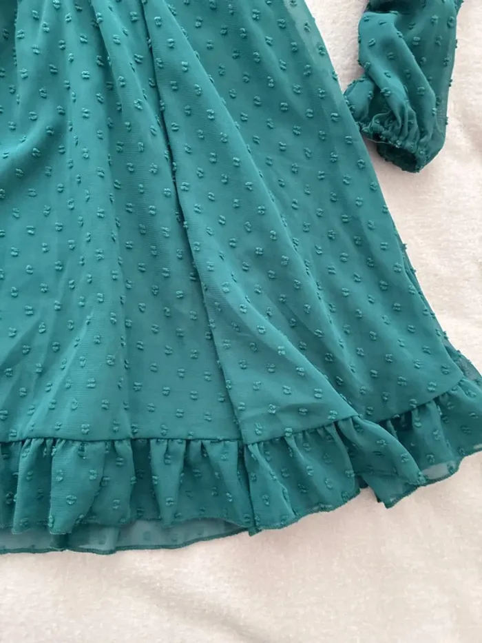 Robe en tulle vert foncé SHEIN taille XS en très bon état - photo numéro 10